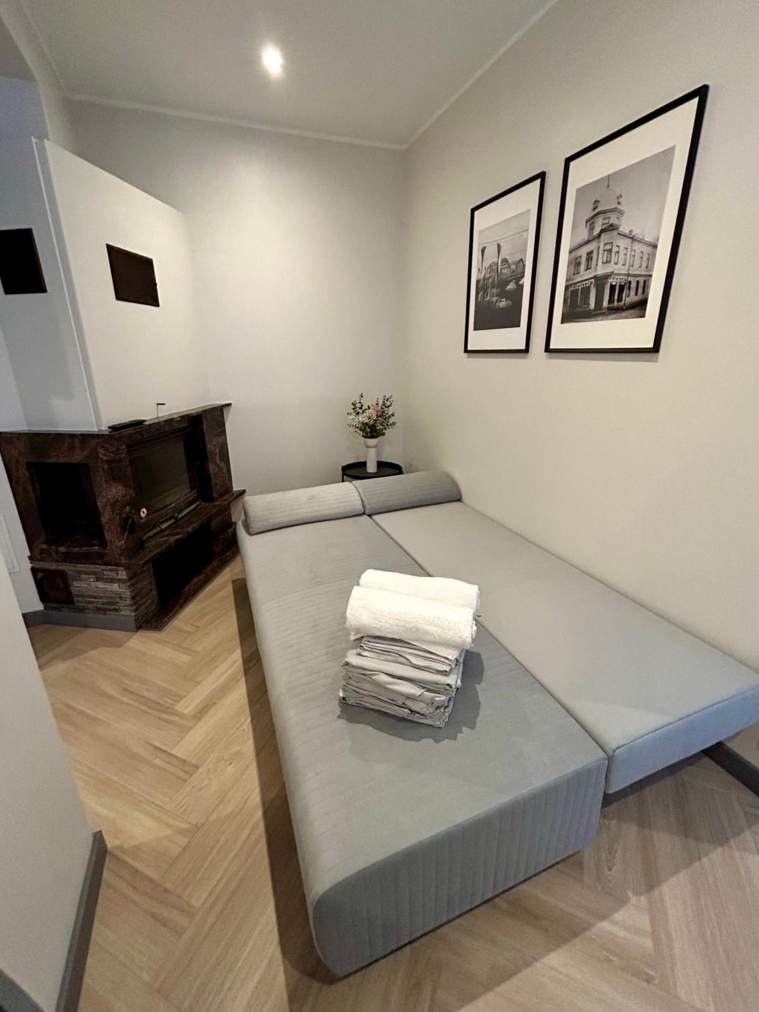 Jon'S 2 Apartments ปาร์นู ภายนอก รูปภาพ